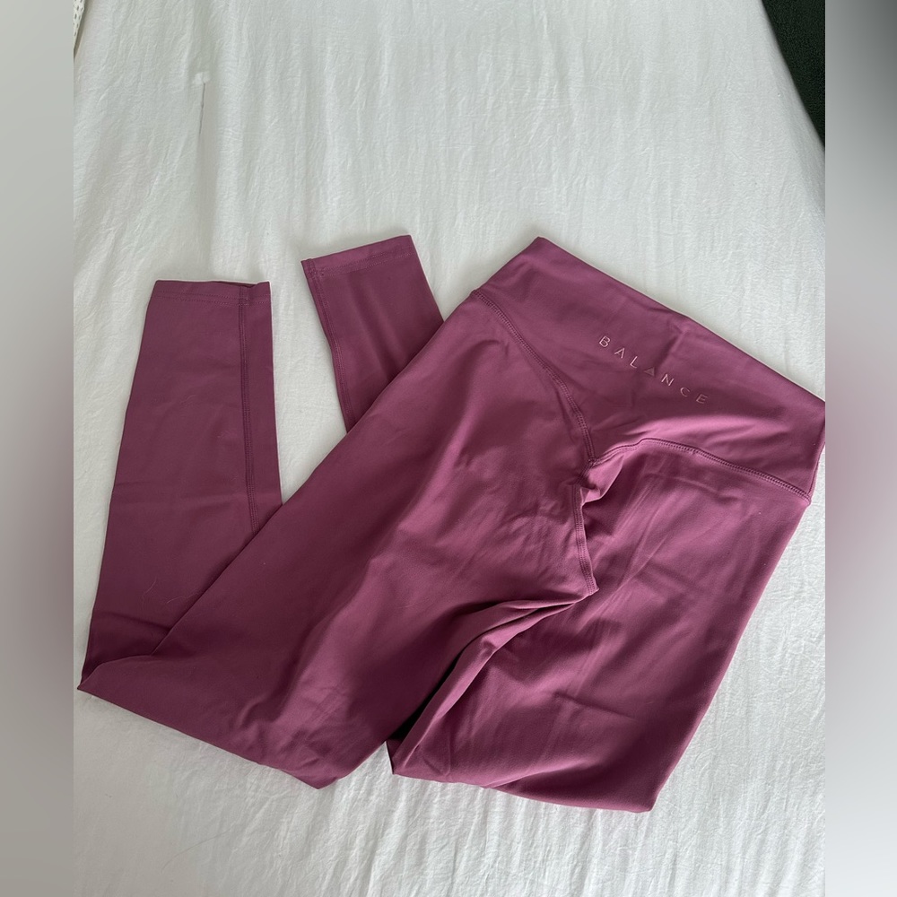 Balance Athletica/ Vitality Cloud Leggings- Size Medium- EUC